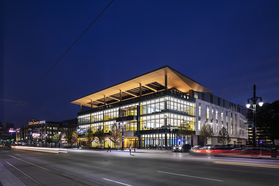 Illuminated glass facade at the WSU project